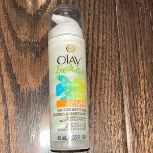 OLAY Fresh Effects Swirled Mattifier